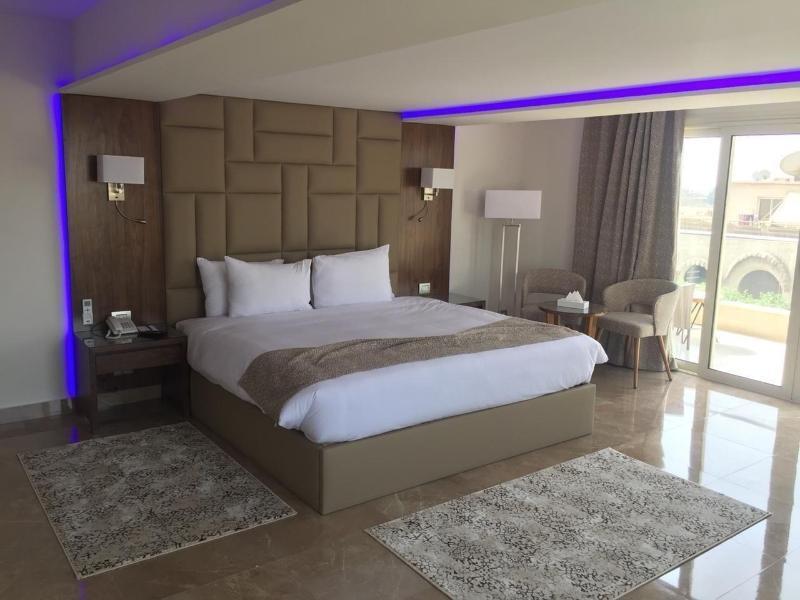 Royal Maadi 3*